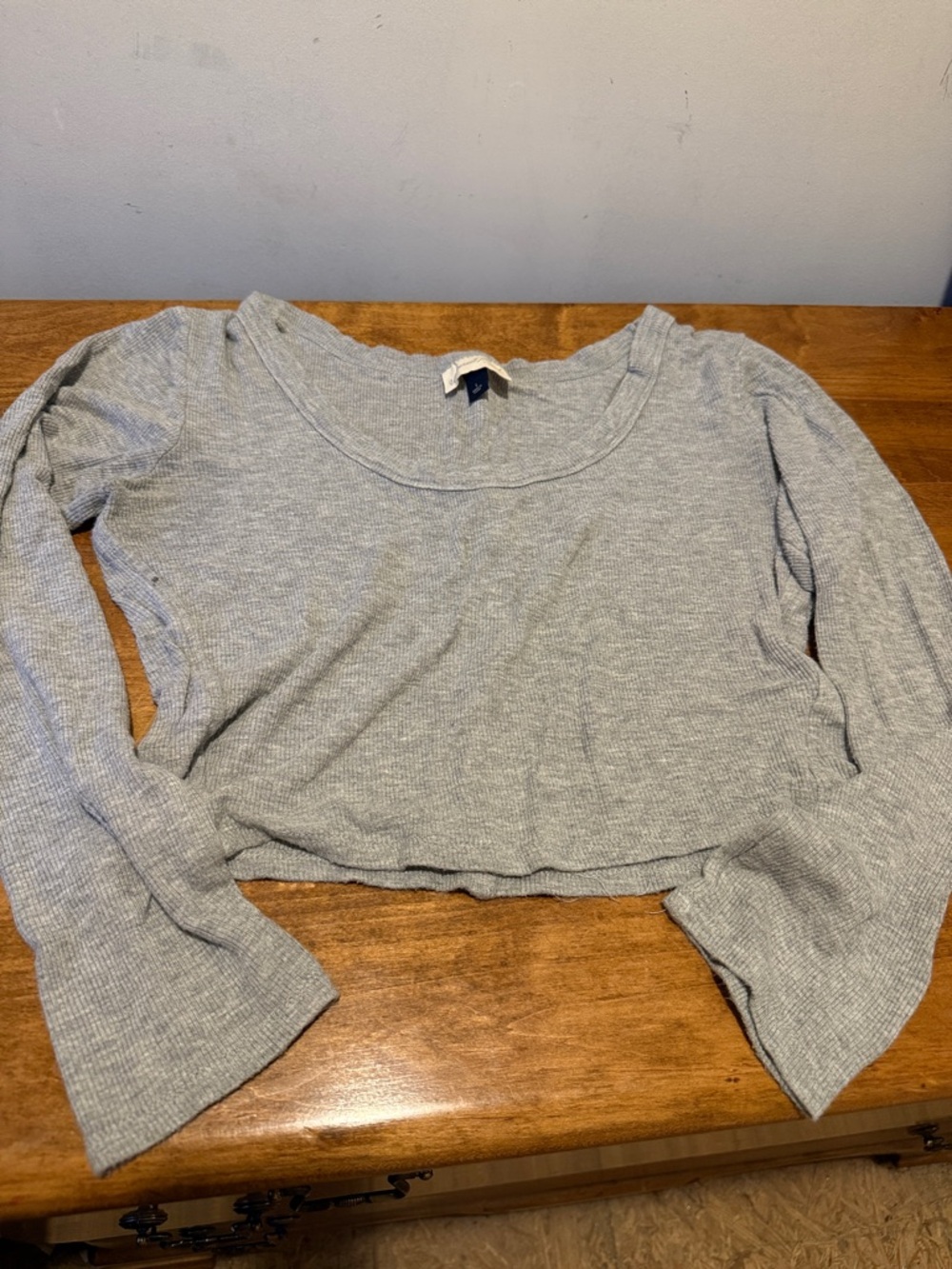 Universal Thread Light Gray Ribbed Long Sleeve Crop Top
